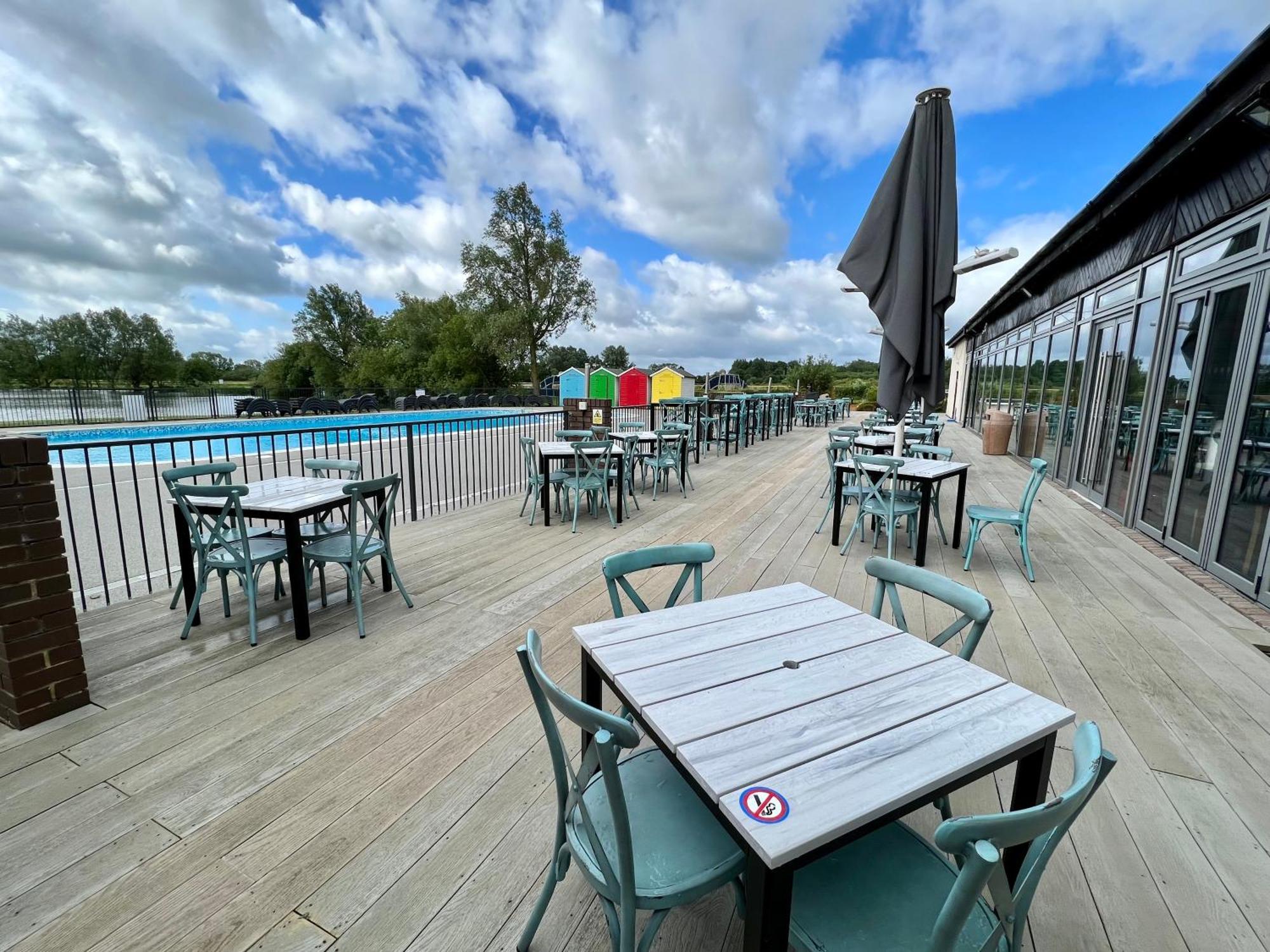 Bluebell Lodge, Dog Friendly South Cerney Exterior photo